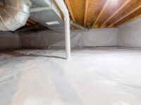 Fully encapsulated conditioned crawlspace
